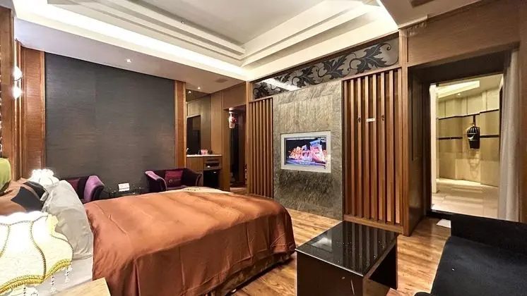 Comfort Tek Büyük Yataklı Oda (no continuously stay)