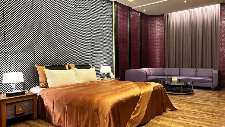 Comfort Tek Büyük Yataklı Oda (no continuously stay)