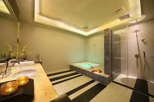 Comfort Tek Büyük Yataklı Oda (no continuously stay)