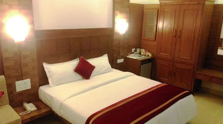 Luxury Tek Büyük Yataklı Oda, 1 Yatak Odası, Sigara İçilebilir, Plaj Manzaralı