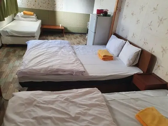 Basic İki Ayrı Yataklı Oda, Ortak Banyo
