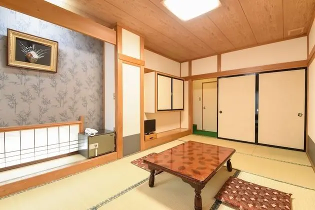 Traditional Oda (JPN Style, 3 Guests, Shared Toilet)