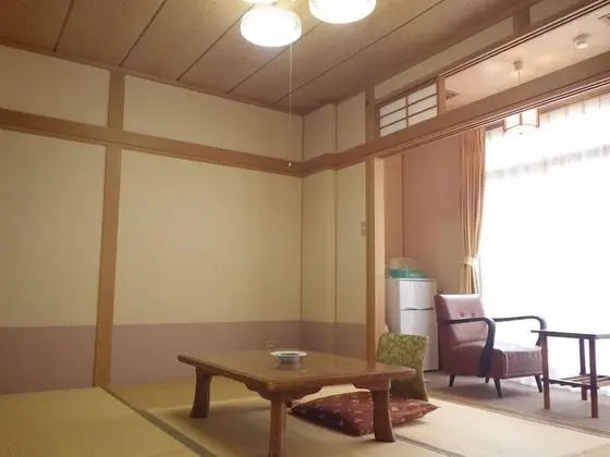 Traditional Oda (JPN Style, 3 Guests, Shared Toilet)