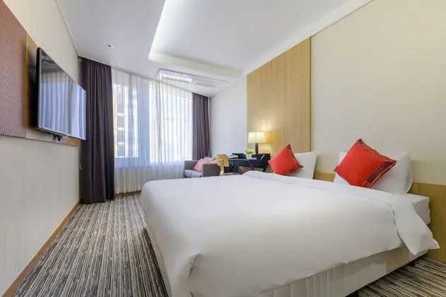 Deluxe Üç Kişilik Oda, 1 Yatak Odası, Sigara İçilmez, Şehir Manzaralı