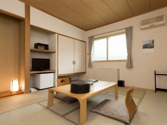 Oda, Sigara İçilmez (Japanese Style, Main Building)