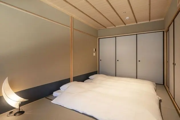 Traditional Ev (SHIORI)