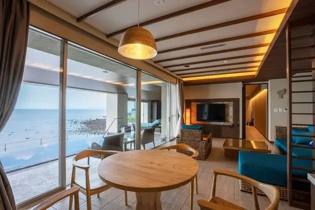 Junior Süit (with private pool, New Bldg, PS type)