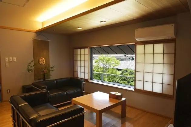 Süit, Bahçe Manzaralı