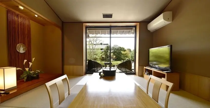 Traditional Oda, Bahçe Manzaralı (Japanese Style )