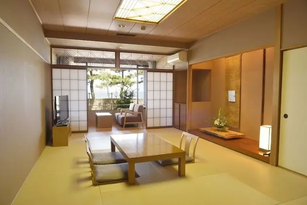 Traditional Oda, Okyanus Manzaralı