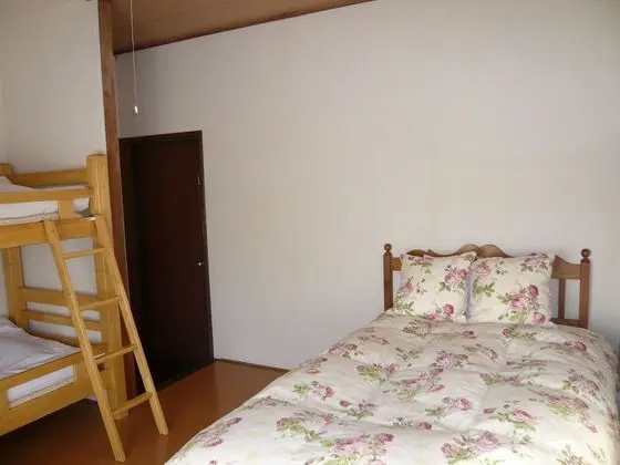 Basic Üç Kişilik Oda