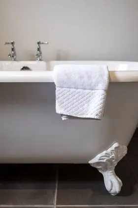 Family Tek Büyük Yataklı Oda