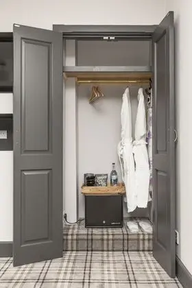 Tek Büyük Yataklı Oda