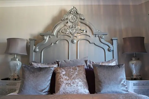 Tek Büyük Yataklı Oda, Banyolu/Duşlu (The Royal Room)