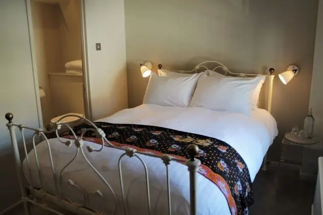 Comfort Tek Büyük Yataklı Oda, Banyolu/Duşlu (Small Double)