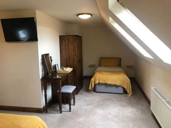 Superior Oda, Sigara İçilmez, Nehir Manzaralı