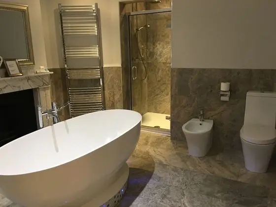 Deluxe Tek Büyük Yataklı Oda, 1 En Büyük (King) Boy Yatak, Liman Manzaralı