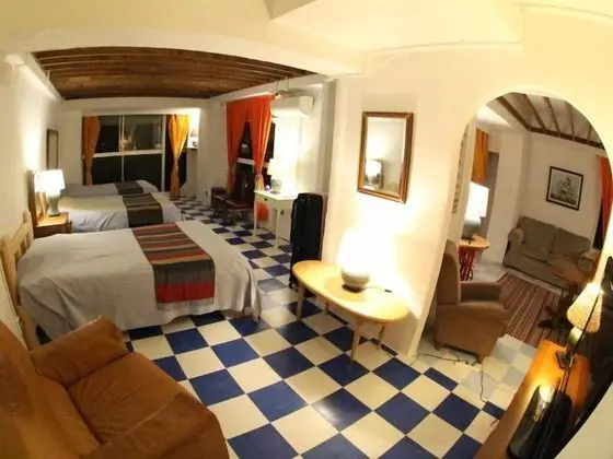 Oda (201 Semi Double Room with Bath)