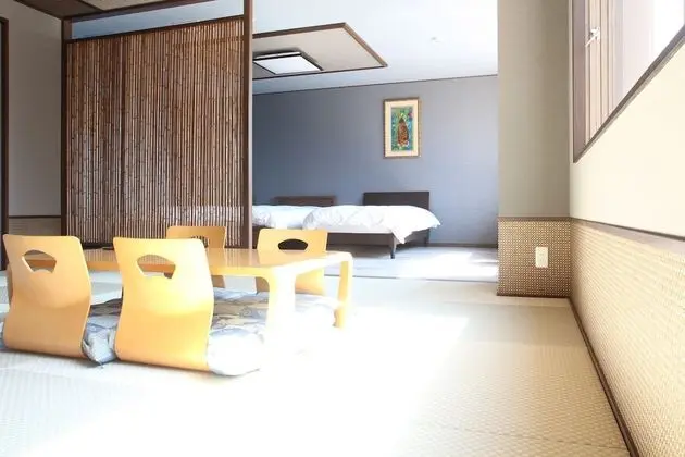 Luxury Ev, Sigara İçilmez (Holiday)