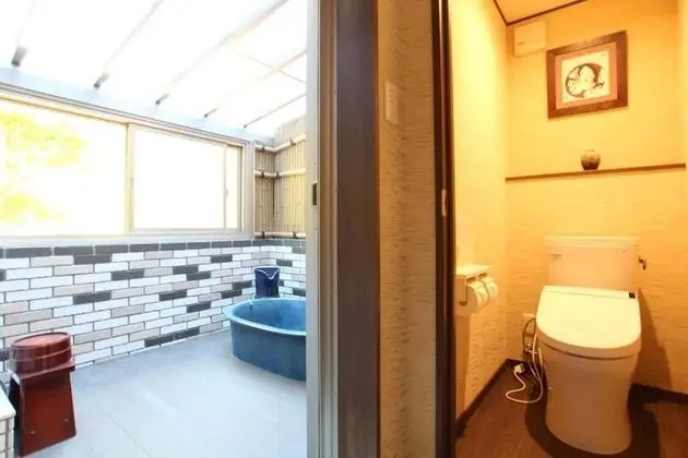 Luxury Ev, Sigara İçilmez (Holiday)