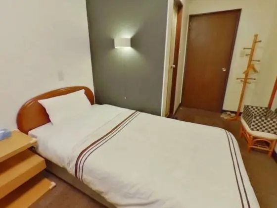 Tek Kişilik Oda, 1 Tek Kişilik Yatak, Sigara İçilmez