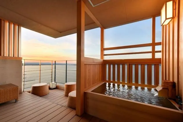 Standard Dört Kişilik Oda