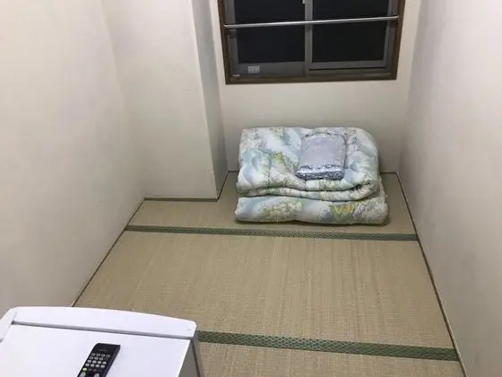 Oda, 1 Yatak Odası (No Shower, Shared Toilet)