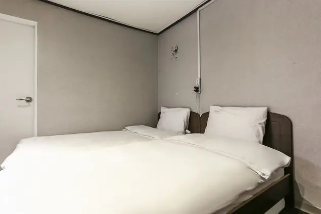 İki Ayrı Yataklı Oda, 2 Tek Kişilik Yatak