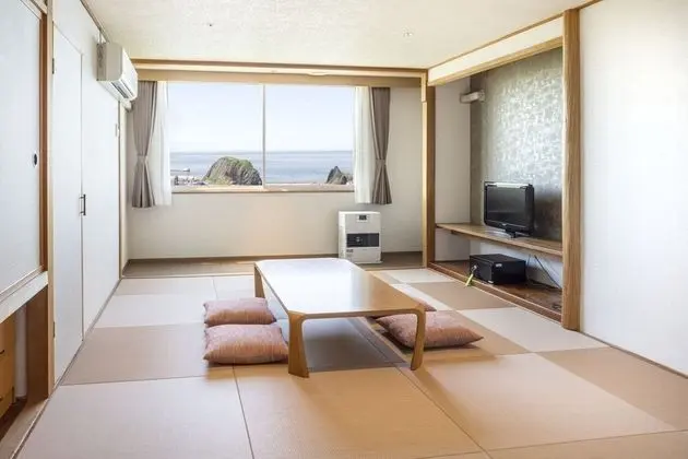 İki Ayrı Yataklı Oda, Sigara İçilmez (with Tatami Area, Public Bathroom)