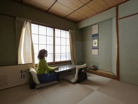 Traditional İki Ayrı Yataklı Oda, Ortak Banyo, Şehir Manzaralı (Japanese-Style)