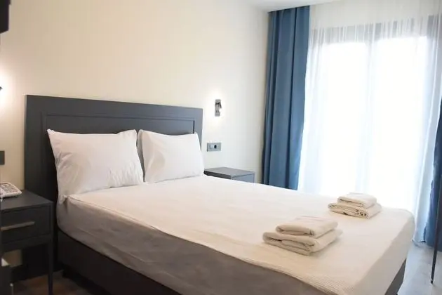 Comfort Tek Büyük veya İki Ayrı Yataklı Oda