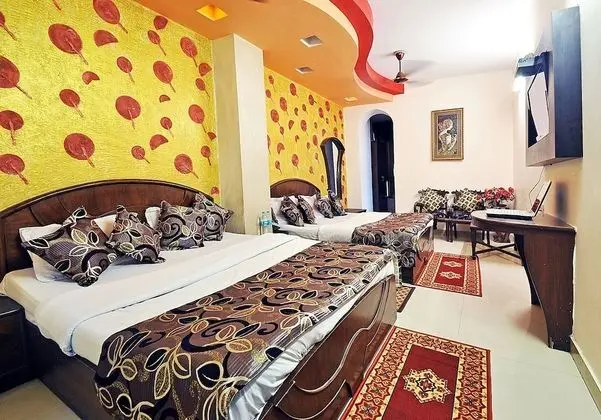 Family Oda, 2 Çift Kişilik Yatak, Sigara İçilmez, Şehir Manzaralı