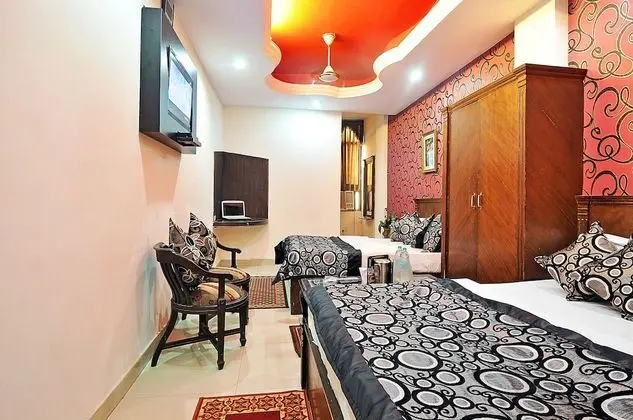 Family Oda, 2 Çift Kişilik Yatak, Sigara İçilmez, Şehir Manzaralı