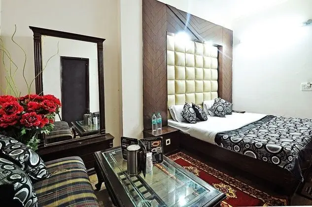 Standard Tek Büyük Yataklı Oda, 1 Çift Kişilik Yatak, Sigara İçilmez, Şehir Manzaralı