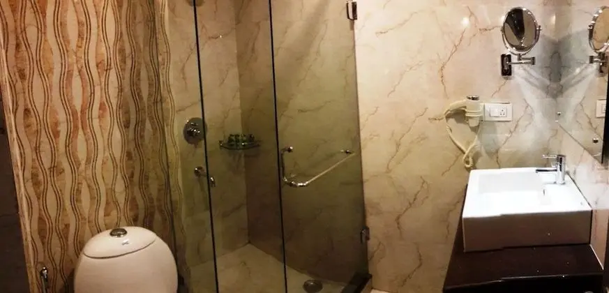 Deluxe Tek Büyük Yataklı Oda, 1 En Büyük (King) Boy Yatak