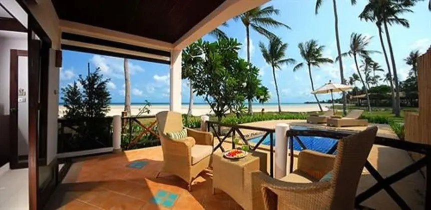 Oda (Beachfront One Bedroom Ocean)