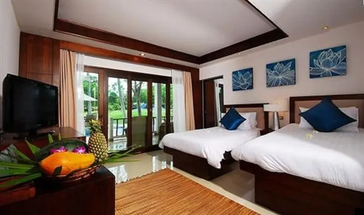 Oda (Beachfront Two Bedroom Ocean)