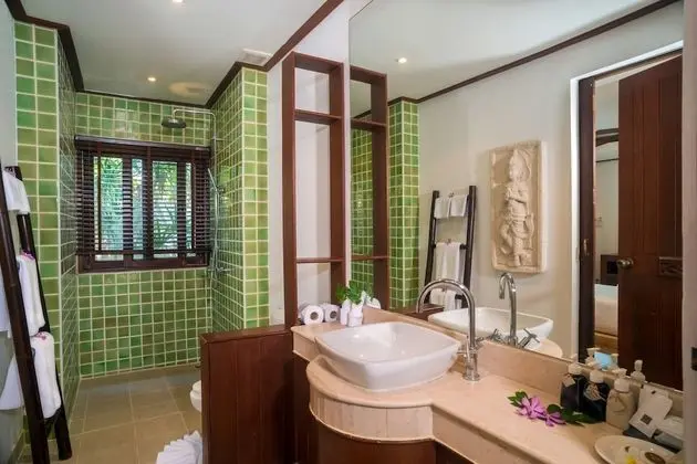 5-Bedroom Villa with Private Pool (Baan Chang)