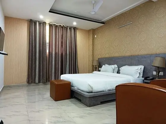 Deluxe Room-Non AC-Non View