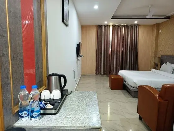 Deluxe Room-Non AC-Non View