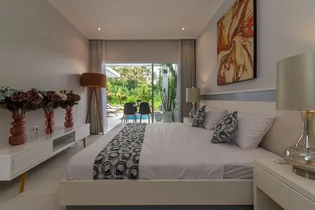 Superior Villa, 2 Yatak Odası, Kişiye Özel Havuzlu, Havuz Manzaralı