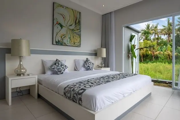 Superior Villa, 2 Yatak Odası, Kişiye Özel Havuzlu, Havuz Manzaralı