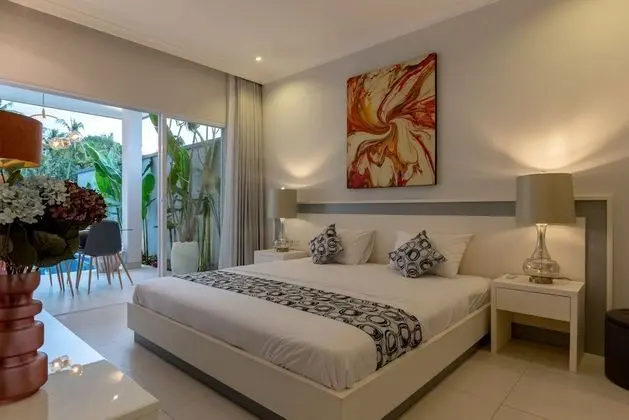 Superior Villa, 2 Yatak Odası, Kişiye Özel Havuzlu, Havuz Manzaralı