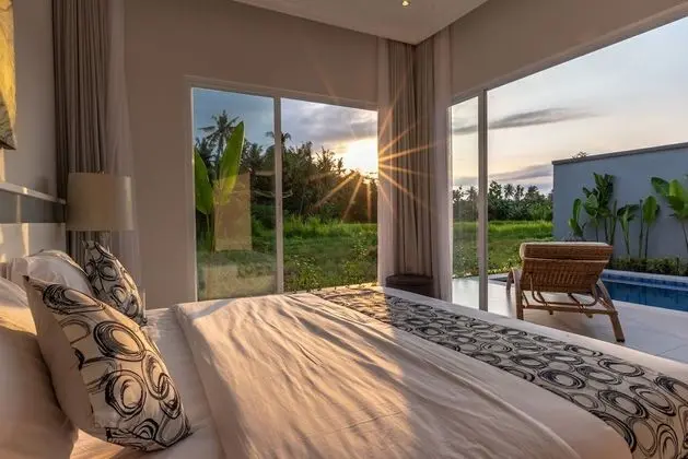 Superior Villa, 2 Yatak Odası, Kişiye Özel Havuzlu, Havuz Manzaralı