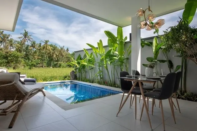 Superior Villa, 2 Yatak Odası, Kişiye Özel Havuzlu, Havuz Manzaralı