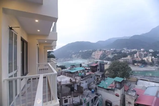 Superior Tek Büyük veya İki Ayrı Yataklı Oda, Balkon, Şehir Manzaralı