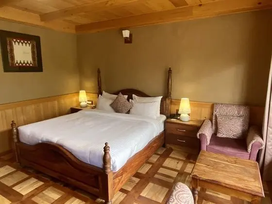 Elite Room