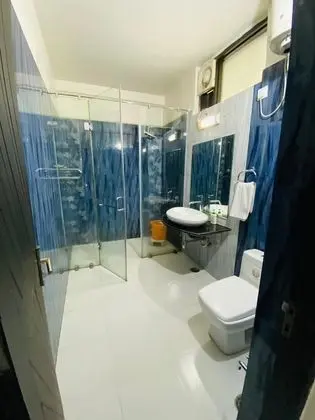 Royal Üç Kişilik Oda