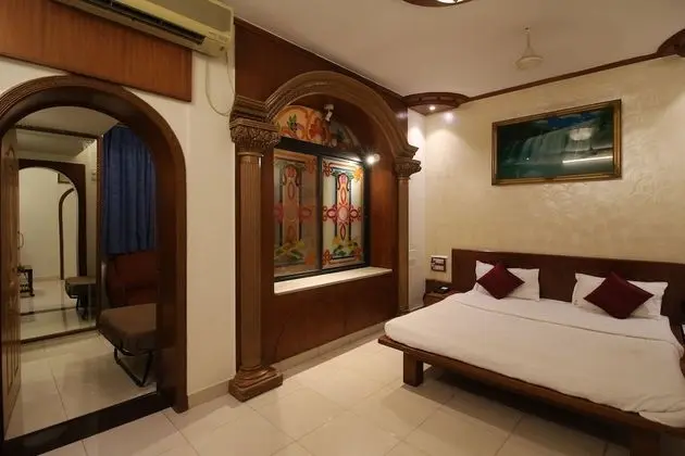 Special Super Delux AC Room