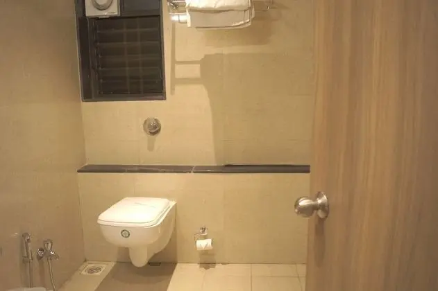 Special Triple Bed Room AC
